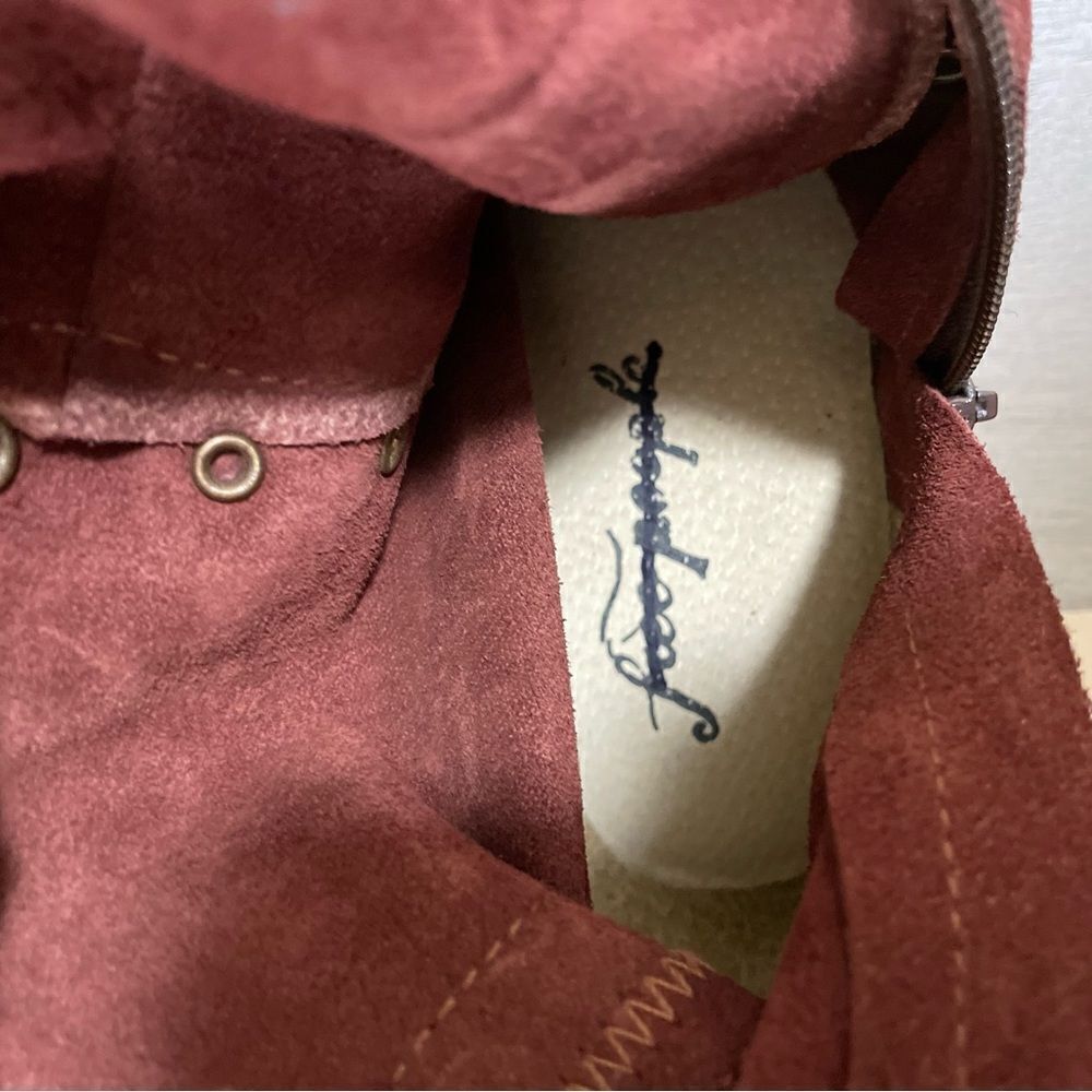 New Ava Tall Lace Up zip Boots In
Mahogany new size 36 US 6
$278.00 - Picture 8 of 8